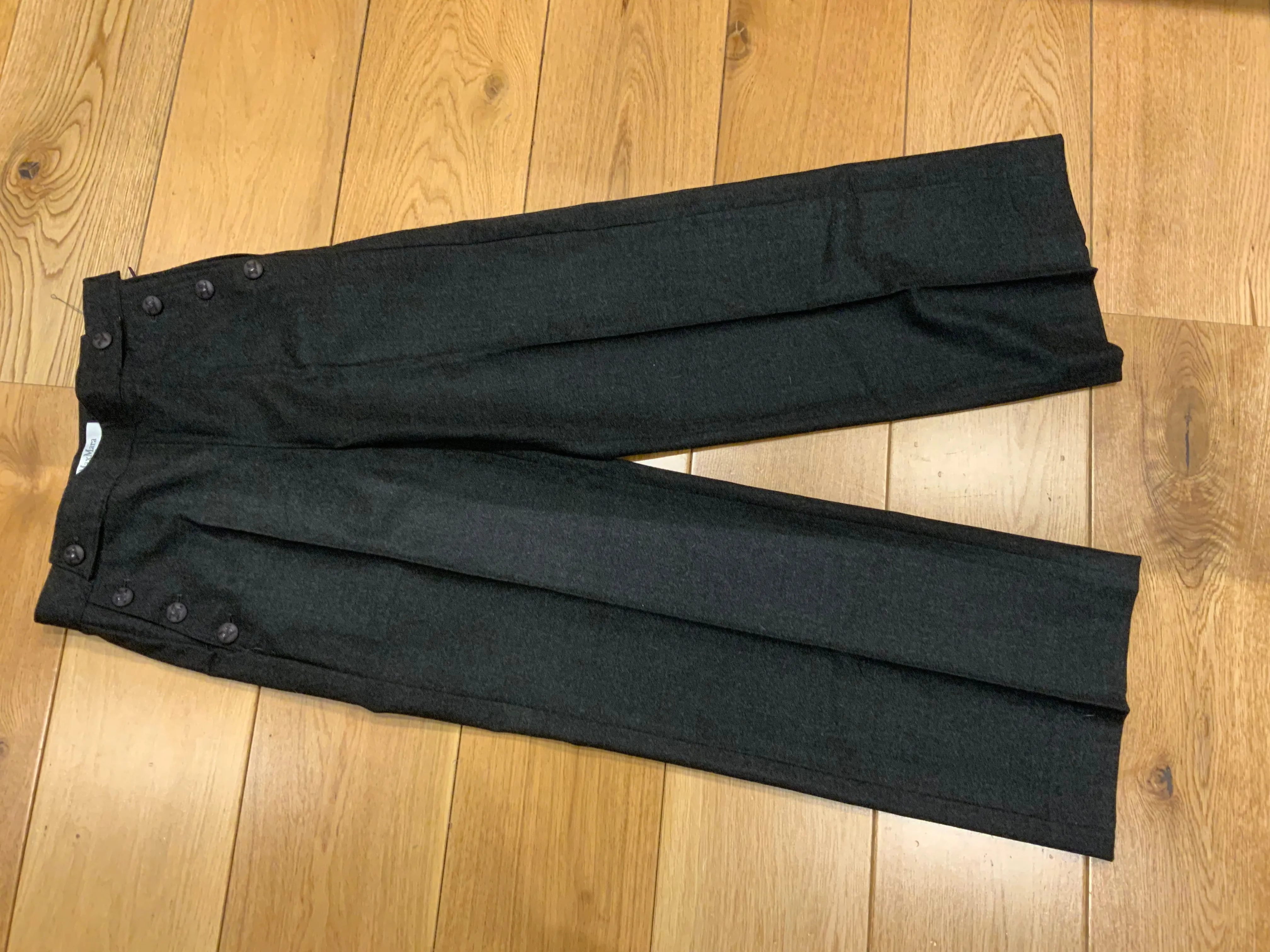 MAX MARA Dark Grey Wool Culottes Pants Trousers Size XS ladies