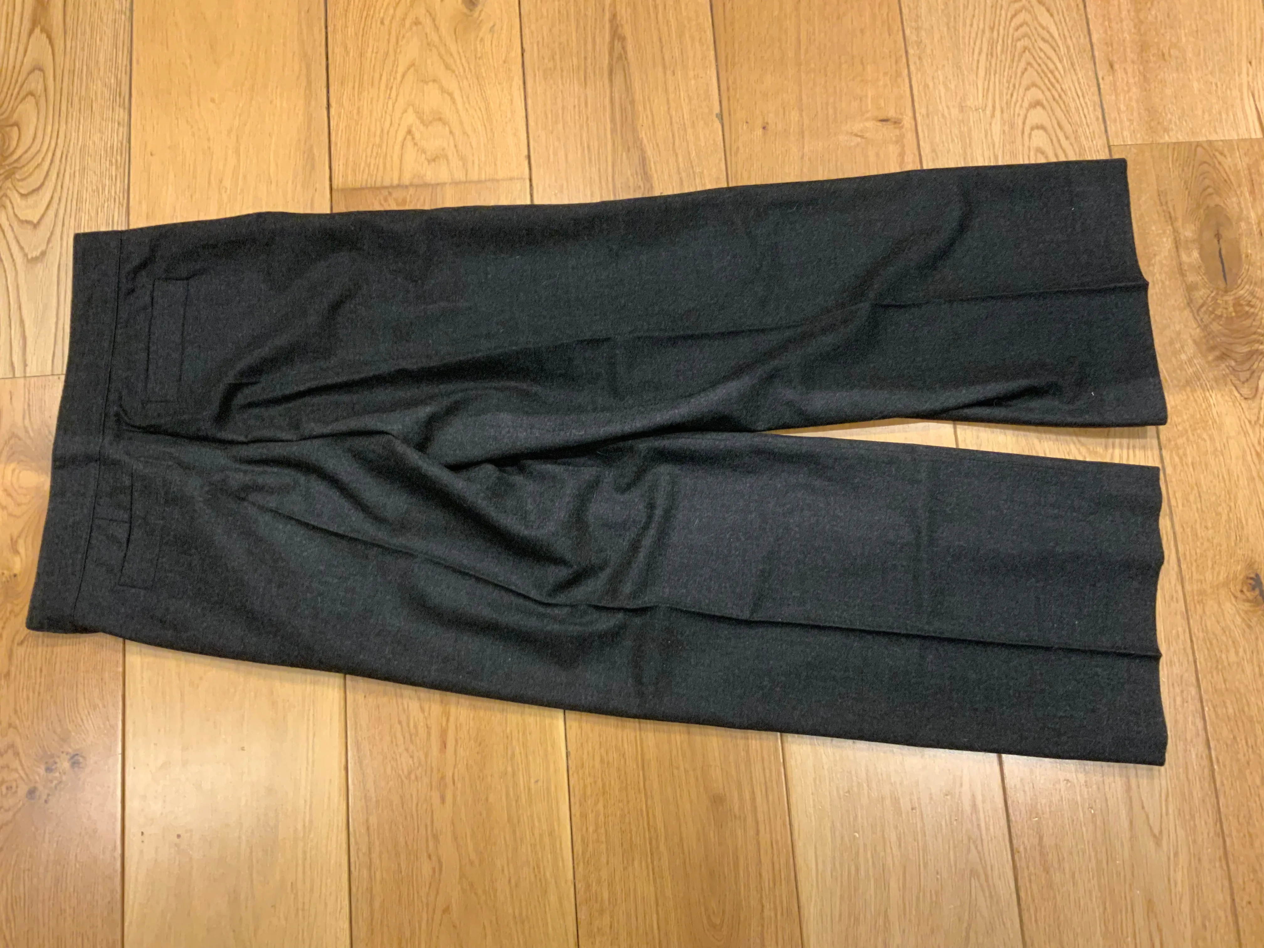 MAX MARA Dark Grey Wool Culottes Pants Trousers Size XS ladies