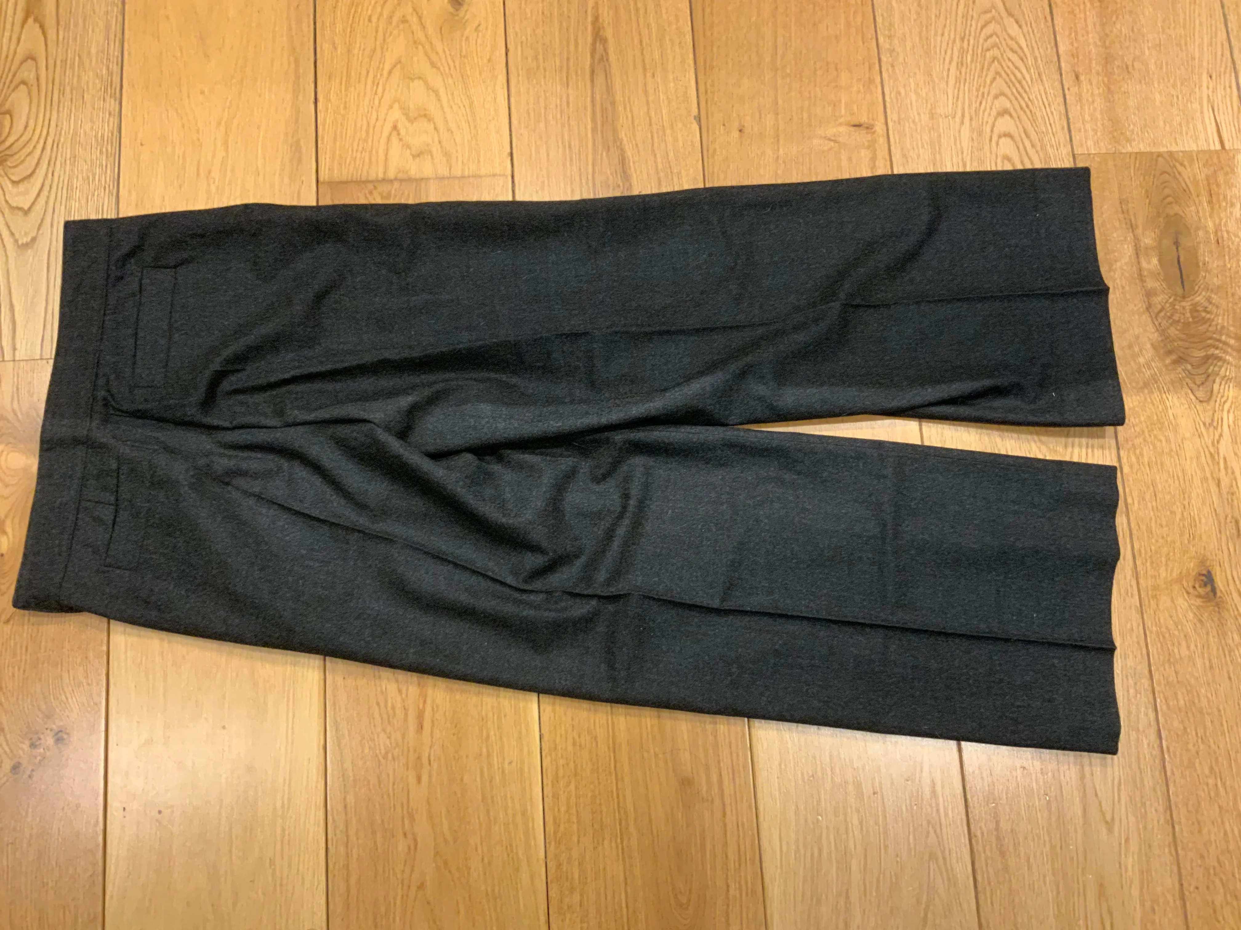MAX MARA Dark Grey Wool Culottes Pants Trousers Size XS ladies