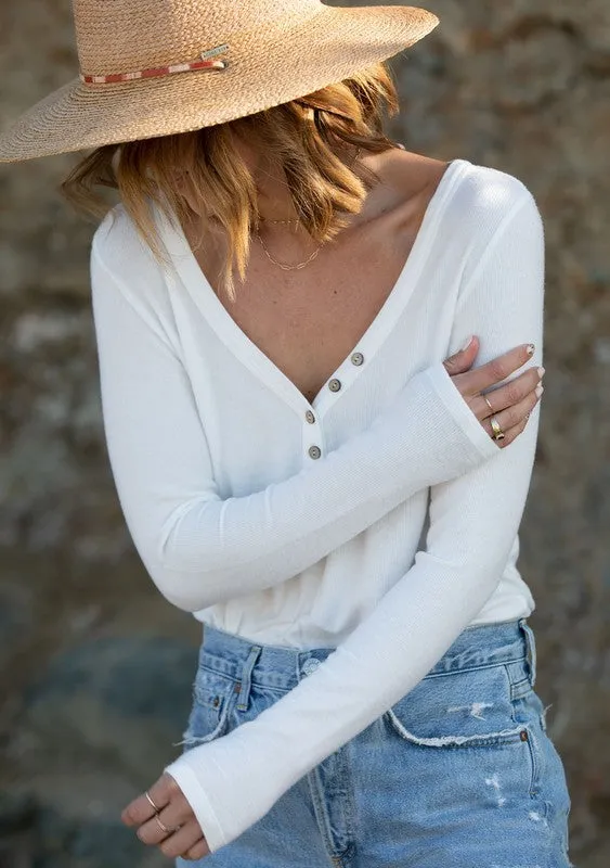 MICRO RIB HENLEY LONG SLEEVE TOP