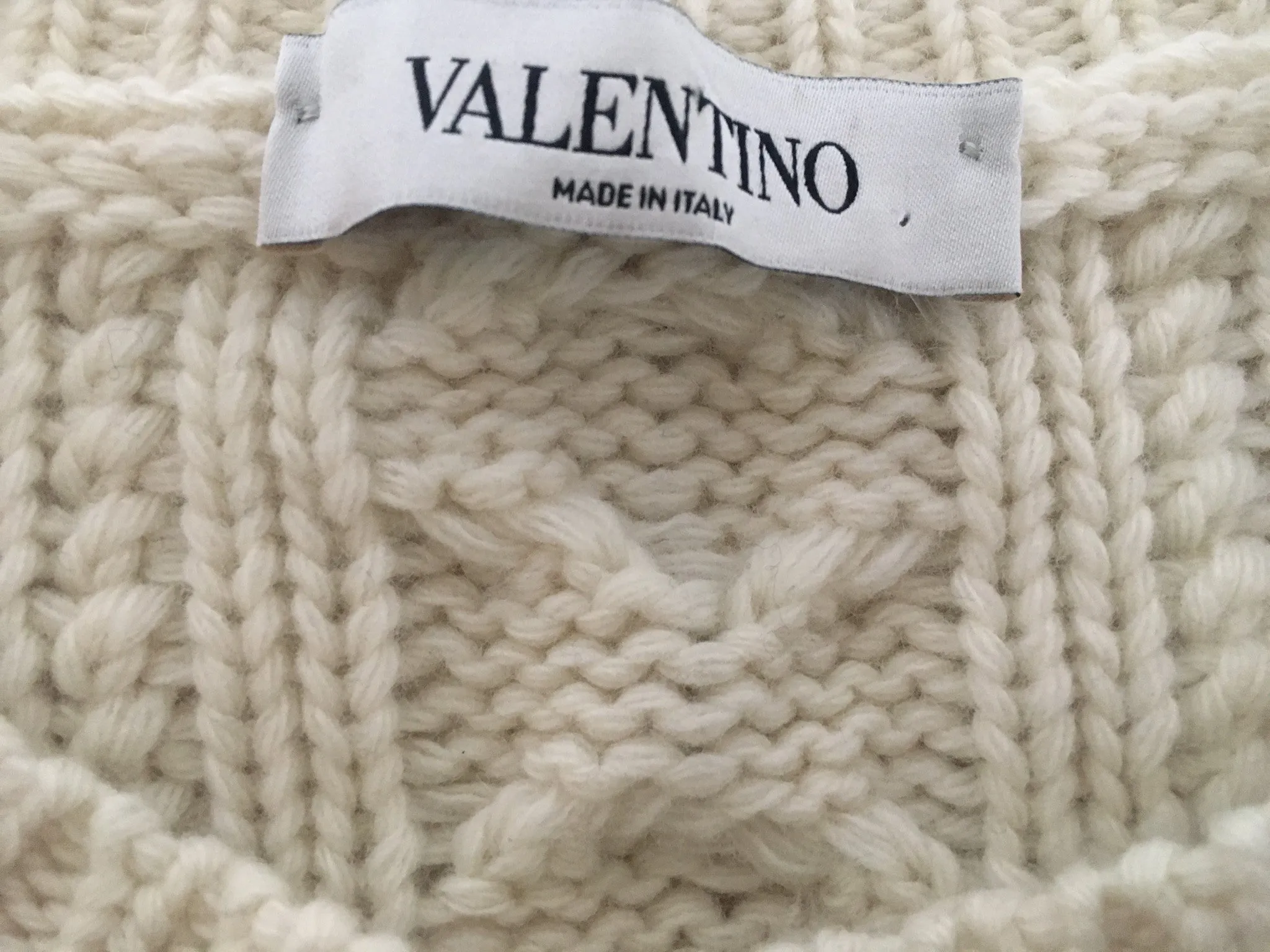 VALENTINO Virgin Wool-Cashmere Cabel Knit Pullover Jumper Sweater Size M Medium Ladies