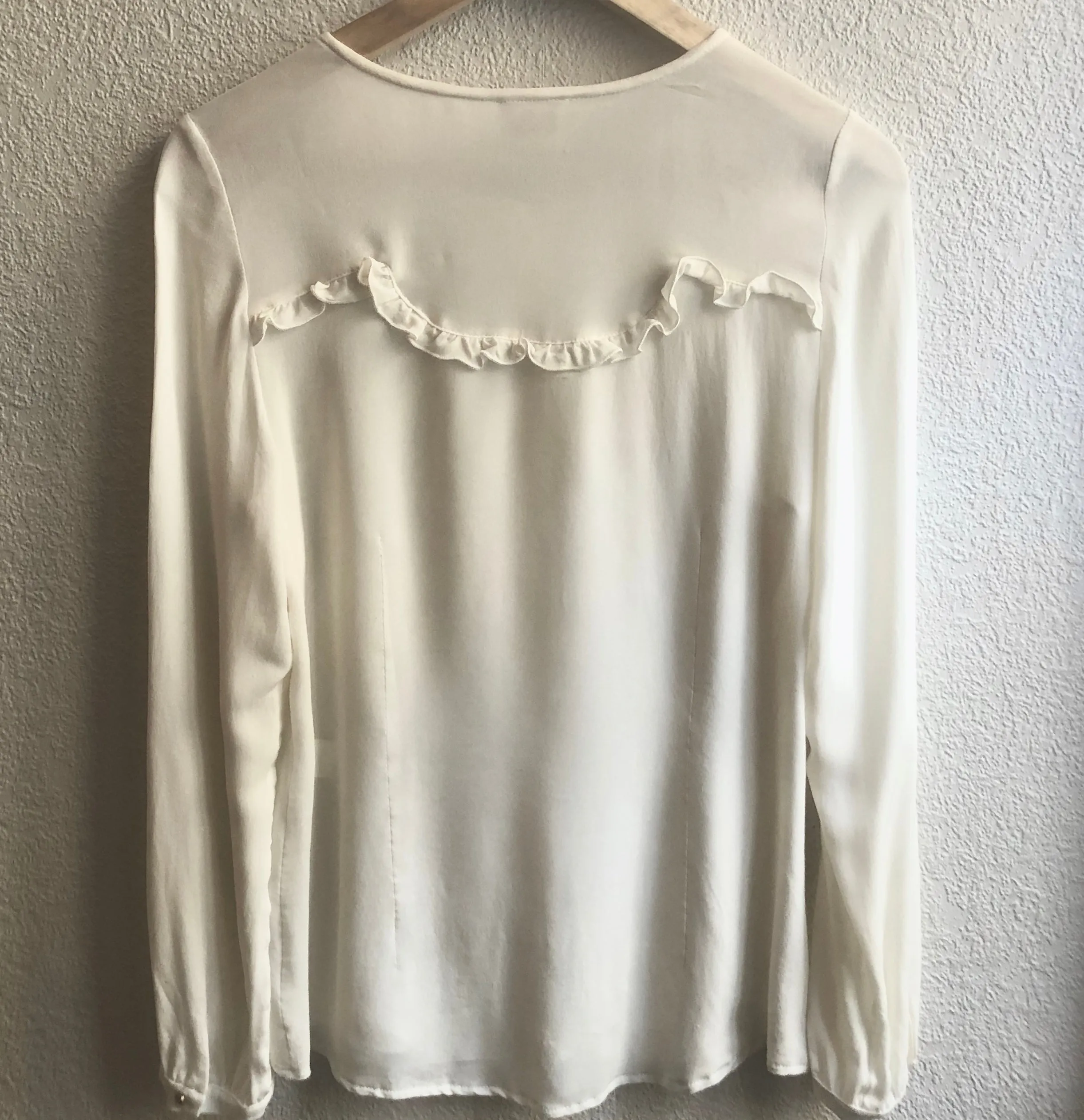 Valerie Ivory Silk Blouse - size EU36